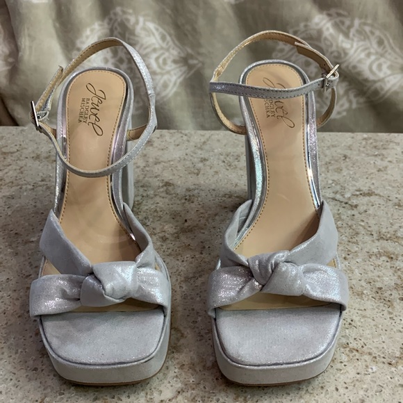 Jewel Badgley Mischka Valencia Platform Heels Size 7.5 - Picture 4 of 9